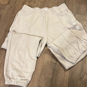 Cream Barry’s x Nike joggers